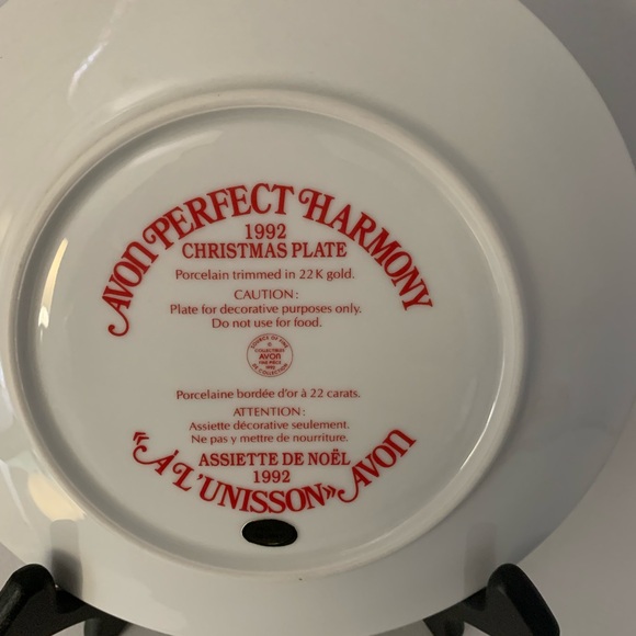 Vintage Collectible Christmas plate - Picture 3 of 4